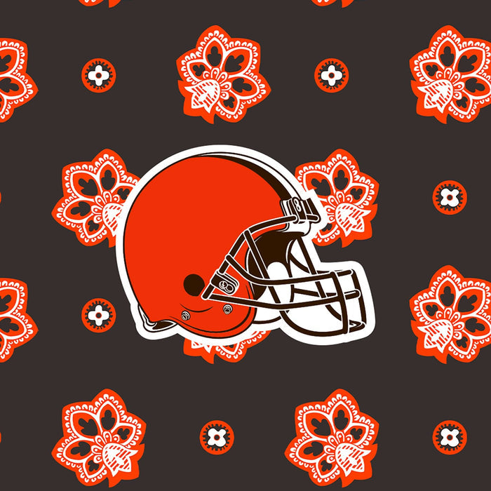 NFL RFID Front Zip Wristlet-Cleveland Browns Bandana-Image 3-Vera Bradley