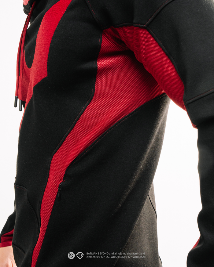 BATMAN™ BEYOND Limited Edition Performance Bundle