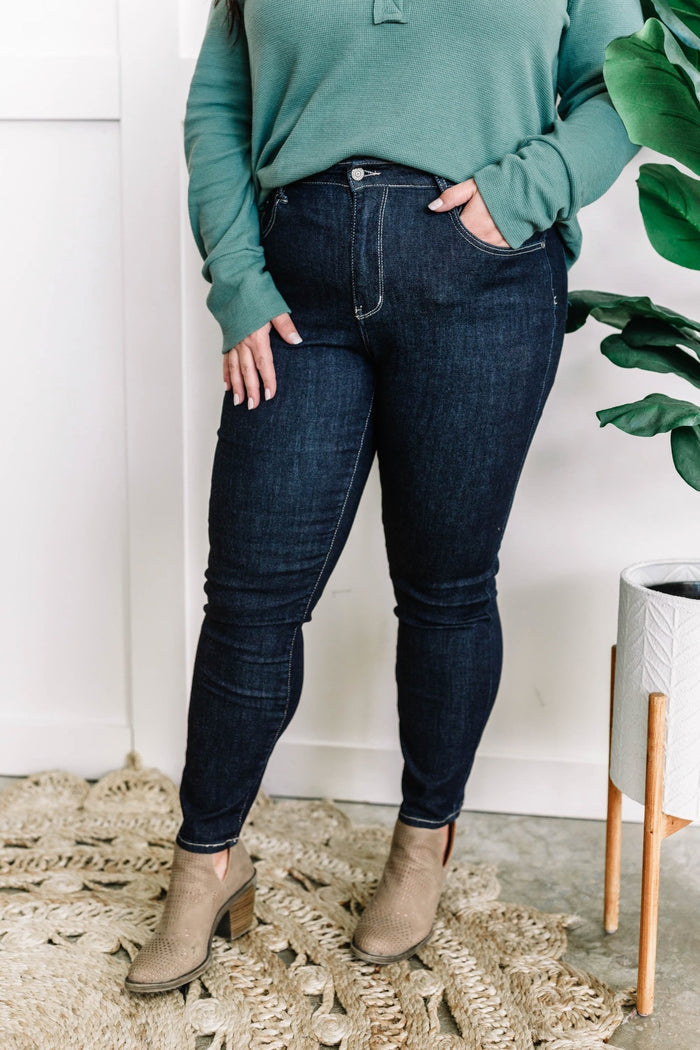 Judy Blue High Waist Dark Rinse Wash Mom Jeans