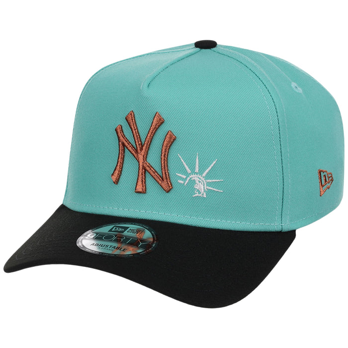 New York Yankees - New York Crown the City -  Liberty Element  New Era 9FORTY - Mint/Black