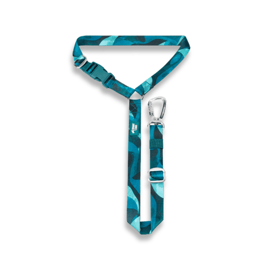 White background with a teal coloured Twiggy Tags Lagoon Adventure Seat Belt with a headrest loop and carabiner clip.
