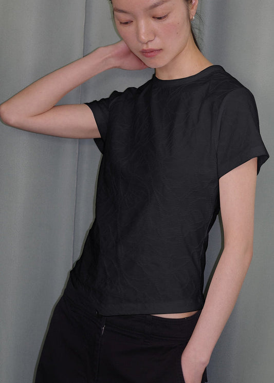 V - CUT T -BLACK